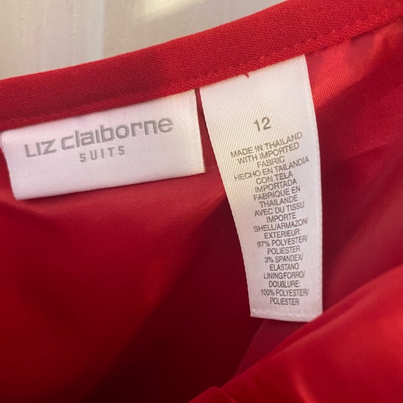 Liz Claiborne two piece suit gorgeous - Picture 7 of 7